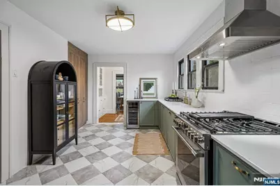 181 Mitchell Street, West Orange Township, NJ 07052 - Photo 14