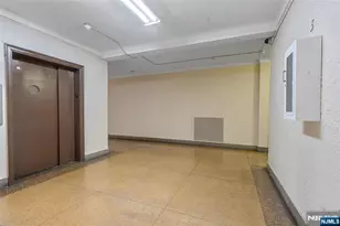 821 Bergen B5, Jersey City, NJ 07306 - Photo 12