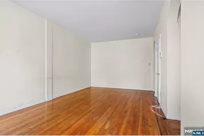 821 Bergen B5 #B5, Jersey City, NJ 07306 - Photo 6
