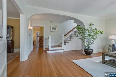 41 Oakwood Avenue, Montclair, NJ 07043 - Photo 8