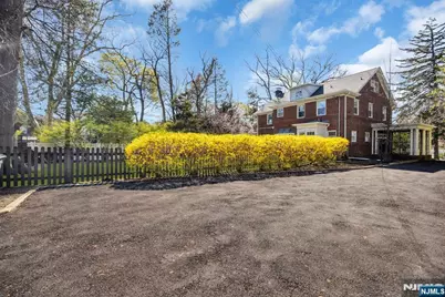 516 Centre Street, South Orange, NJ 07079 - Photo 46