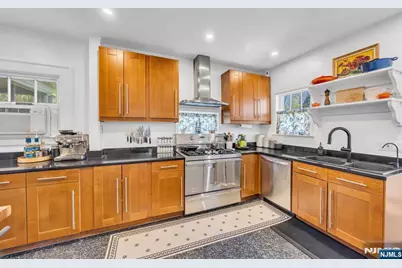 516 Centre Street, South Orange, NJ 07079 - Photo 12