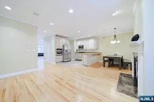 2 Candlewood Dr, Old Tappan, NJ 07675 - Photo 10