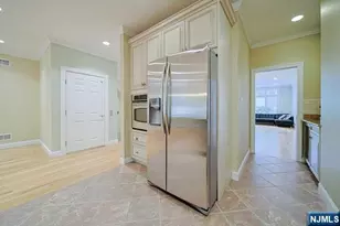 2 Candlewood Dr, Old Tappan, NJ 07675 - Photo 12