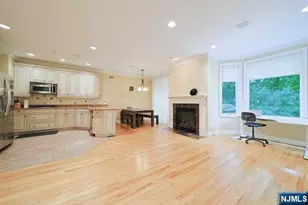 2 Candlewood Dr, Old Tappan, NJ 07675 - Photo 14