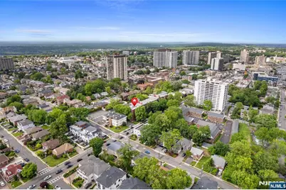 1565 Center Avenue 3D #3D, Fort Lee, NJ 07024 - Photo 30