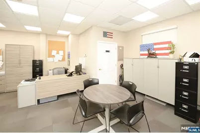 20-00 Fair Lawn Avenue, Fair Lawn, NJ 07410 - Photo 4