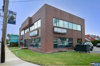 20-00 Fair Lawn Avenue, Fair Lawn, NJ 07410 - Photo 10