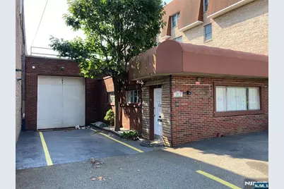 112 Palisade Avenue, Cliffside Park, NJ 07010 - Photo 1