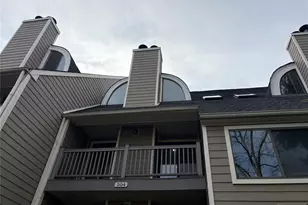 204 River Renaissance B04, East Rutherford, NJ 07073 - Photo 2