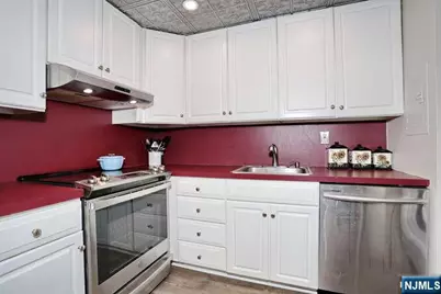 550 Fairview Avenue 308 #308, Westwood, NJ 07675 - Photo 18