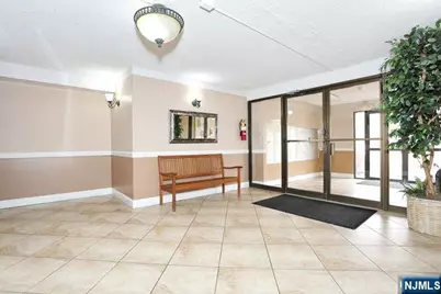 550 Fairview Avenue 308 #308, Westwood, NJ 07675 - Photo 4