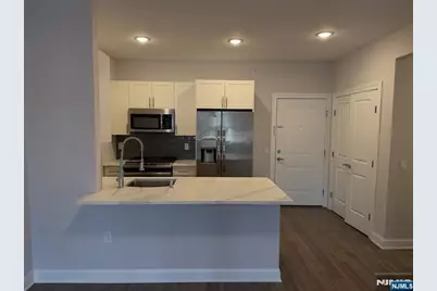 40 Park Avenue 303 #303, Park Ridge, NJ 07656 - Photo 1