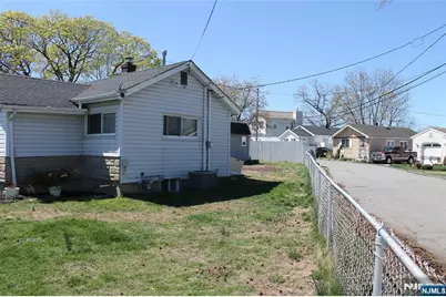 235 Alpine Way, South Amboy, NJ 08879 - Photo 24