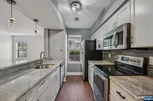 3108 Schindler Ln, Wayne, NJ 07470 - Photo 8