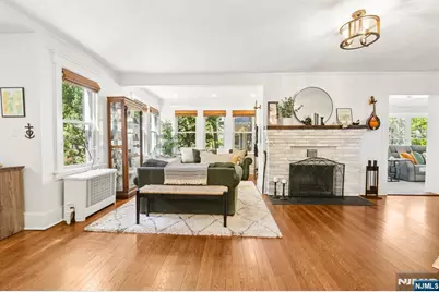 243 Lincoln Avenue, Ridgewood, NJ 07450 - Photo 6