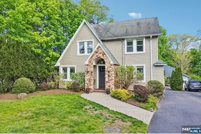 243 Lincoln Avenue, Ridgewood, NJ 07450 - Photo 2