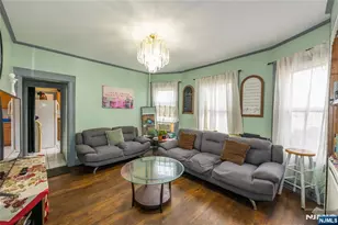 129 Howard Ave, Passaic, NJ 07055 - Photo 4