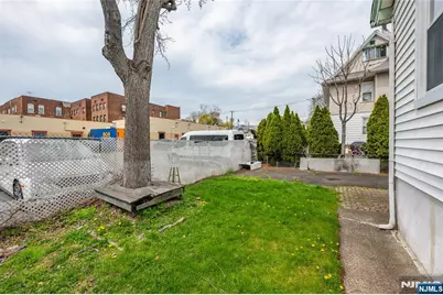 129 Howard Avenue, Passaic, NJ 07055 - Photo 46