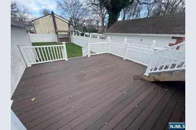 81 Maple Avenue, Springfield, NJ 07081 - Photo 20