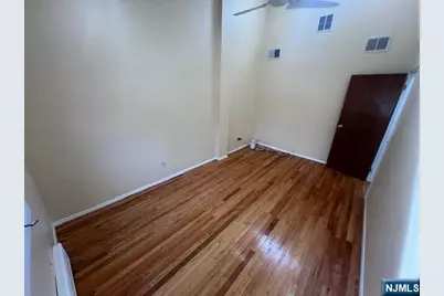 81 Maple Avenue, Springfield, NJ 07081 - Photo 16