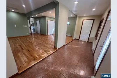 81 Maple Avenue, Springfield, NJ 07081 - Photo 2