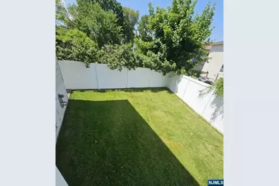 22 Kennedy Court 2 #2, Lyndhurst Township, NJ 07071 - Photo 16