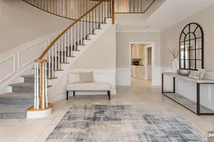 5 Williams Crest, Park Ridge, NJ 07656 - Photo 2