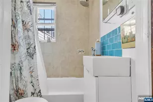 61 Victoria Ave, Newark, NJ 07104 - Photo 10