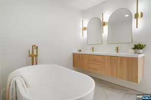 183 Wyckoff Ave, Wyckoff Township, NJ 07481 - Photo 26