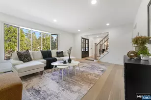 183 Wyckoff Ave, Wyckoff Township, NJ 07481 - Photo 6