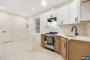 10 School Street 7, Passaic, NJ 07055 - Photo 4