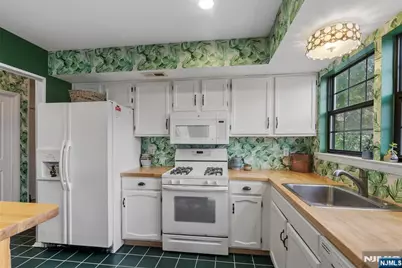 47 Manchester Lane A #A, West Milford, NJ 07480 - Photo 12