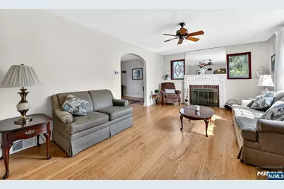 68 Ilford Avenue, North Arlington, NJ 07031 - Photo 4