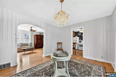 68 Ilford Avenue, North Arlington, NJ 07031 - Photo 8