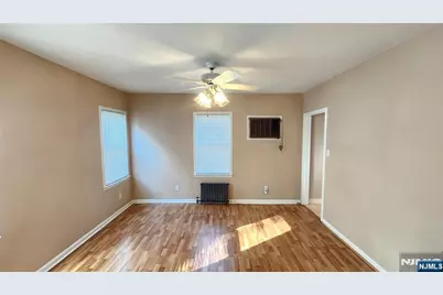 331 Sherman Avenue, Teaneck Township, NJ 07666 - Photo 14