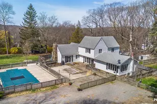 8 Stonehedge Ln, Andover, NJ 07821 - Photo 4