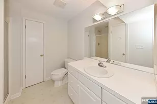 47 Bentley Dr, Franklin Lakes, NJ 07417 - Photo 22