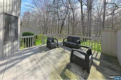 47 Bentley Drive, Franklin Lakes, NJ 07417 - Photo 28
