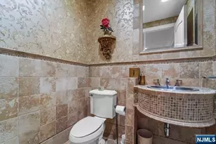 1 Euclid Rd, Fort Lee, NJ 07024 - Photo 22