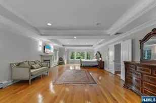 1 Euclid Rd, Fort Lee, NJ 07024 - Photo 24
