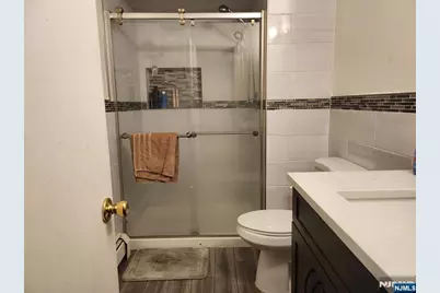320-322 Williams #322, Hasbrouck Heights, NJ 07604 - Photo 10