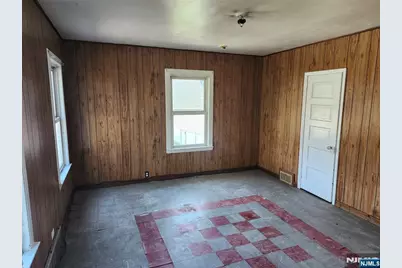 5 Locust Street, Wanaque, NJ 07420 - Photo 10
