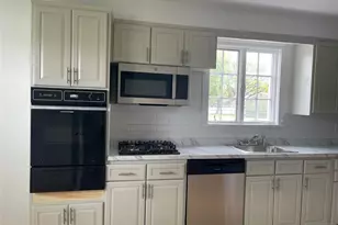 38 E Ridgewood Ave, Paramus, NJ 07652 - Photo 10