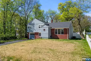20 Blish Pl, Dumont, NJ 07628 - Photo 6
