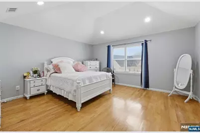 433 Linden, Elizabeth, NJ 07202 - Photo 12