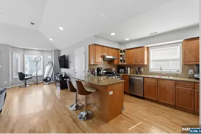 433 Linden, Elizabeth, NJ 07202 - Photo 8