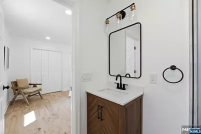 59 Erie Avenue, Midland Park, NJ 07432 - Photo 18