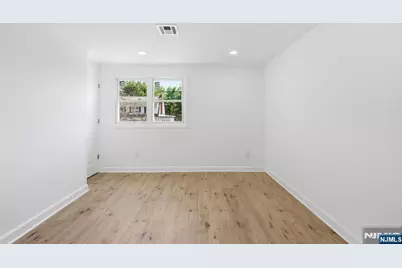 59 Erie Avenue, Midland Park, NJ 07432 - Photo 26