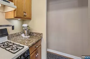 241 E Main Street 2B, Bergenfield, NJ 07621 - Photo 4